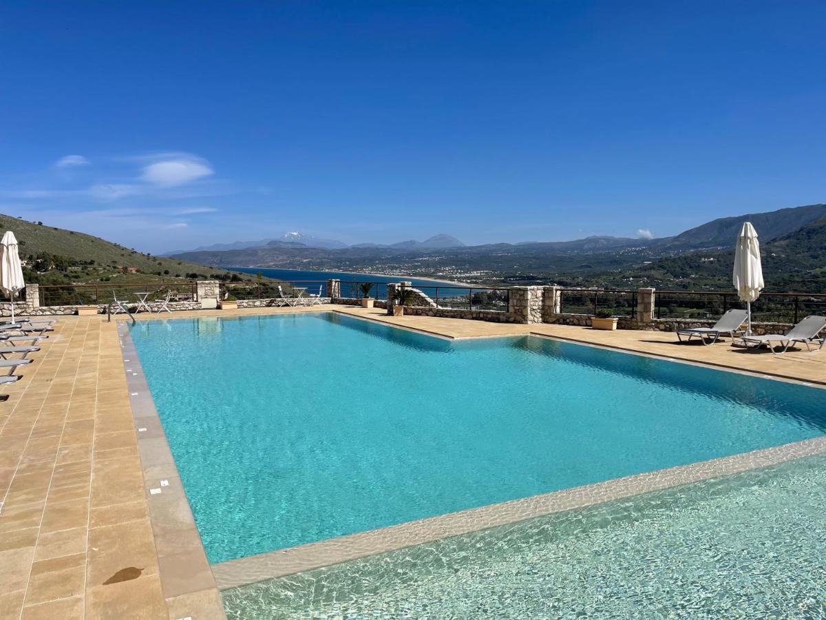 Arbutus - Relaxing Apartment With Fantastic Views Georgioupoli Exteriér fotografie